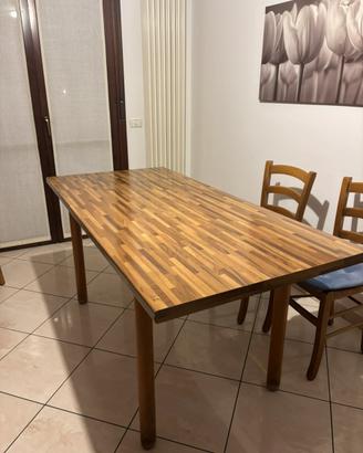 Tavolo allungacile con 6 sedie