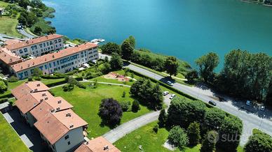 {Mag House} Appartamento vista lago + box auto