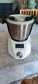 Chefbot create ikhos completo robot da cucina