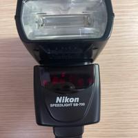 Nikon SB-700 flash