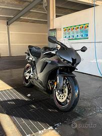 HONDA CBR 600 RR