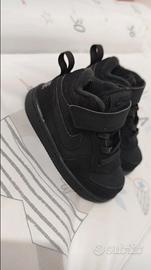 Scarpe Nike originali taglia 21