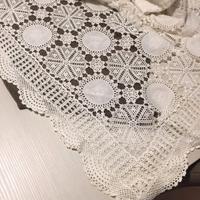 Copriletto anni 70 con cerchi in lino e cotone