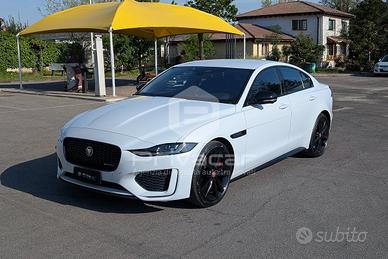 JAGUAR XE 2.0 D 204 CV AWD aut. R-Dynamic Black