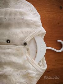 Nuova maglia bianca felpata con bottoni tg.74-80