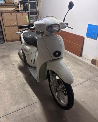 Scarabeo 50