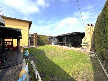 PORZIONE DI TRIFAMILIARE A SAN GIOVANNI IN PERSICE