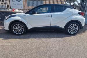 Toyota CHR 2.0 184cv 