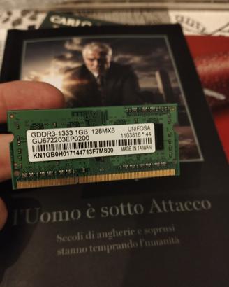 RAM DDR3 1333  da 1GB 