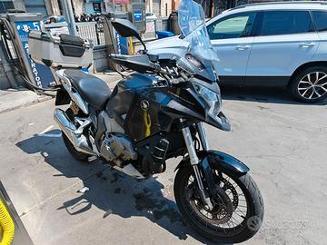 Honda Crosstourer 1200 DCT, anno 2012, 81.500 km