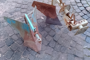 Aratro e assolcatore per motocoltivatore BCS