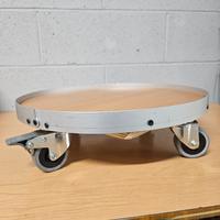 pedana rotonda con ruote per contenitori olio