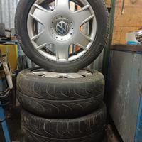 Cerchione e copertoni