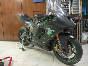 Kawasaki ninja zx6r 636 2005 moto da pista