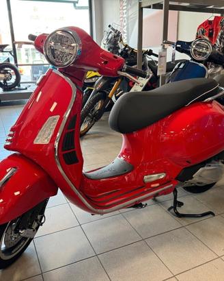 Vespa GTS 310 SUPER MY25 DA IMMATRICOLARE