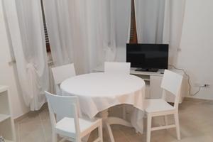 Arco di travertino monolocale utenze incluse