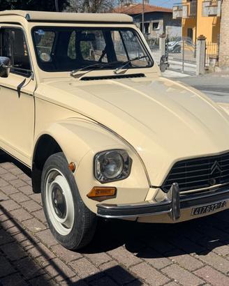 Auto d'epoca - Dyane 6