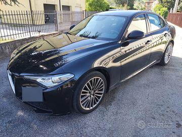 Alfa Romeo Giulia 2.2 business Diesel 70000km 2020
