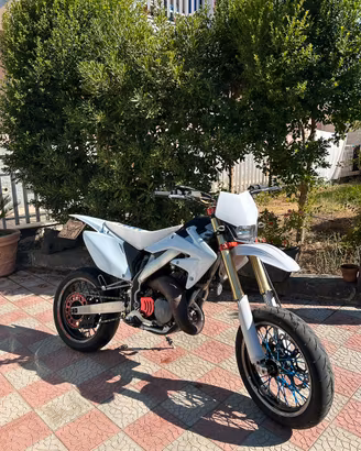HM 125 2t
