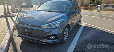 HYUNDAI i20 2ª serie - 2019