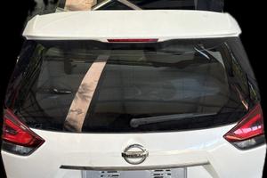 Portellone posteriore Nissan X-Trail T32