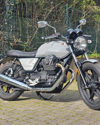 moto guzzi v7 III "Milano"