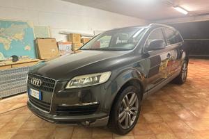 AUDI Q7  PERFETTA
