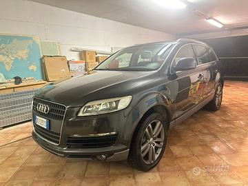 AUDI Q7  PERFETTA
