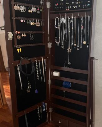 Mobiletto porta gioie