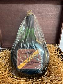 Bottiglie vino vintage armagnac champagne