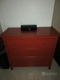 Como' rosso con 3 ampi cassetti