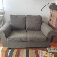 Divano due posti Ikea