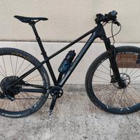 Canyon Bici MTB exceed in carbonio