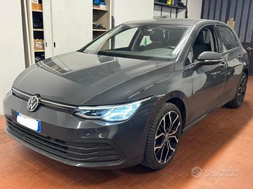 Volkswagen Golf 1.0 eTSI EVO DSG Life