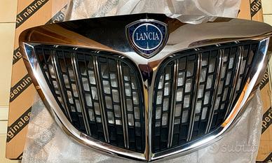 GRIGLIA ORIGINALE PER LANCIA DELTA