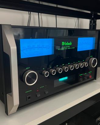 McIntosh MA8000 - Amplificatore integrato 300W