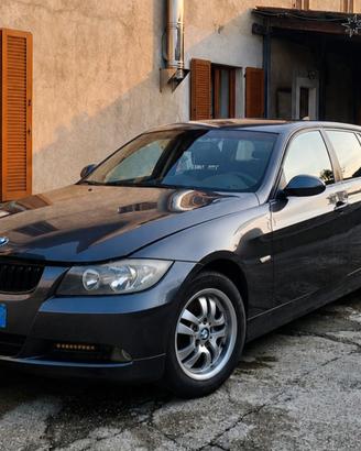 BMW 320D E91