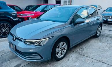 Golf 8