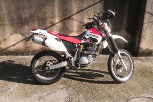 Yamaha ttr 600