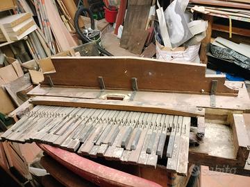 Organo positivo antico da restaurare