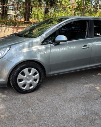 Opel Corsa 1.2 5 porte Club