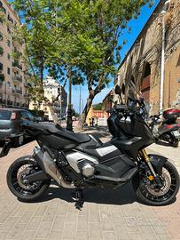 Honda xadv 750