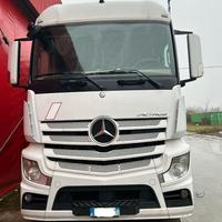TRATTORE STRADALE USATO MERCEDES ACTROS - € 20.000