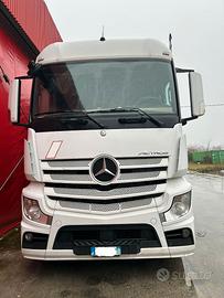 TRATTORE STRADALE USATO MERCEDES ACTROS - € 20.000