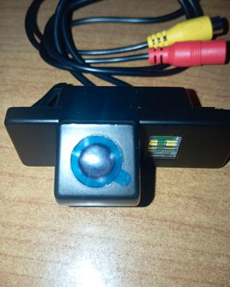 Telecamera posteriore auto