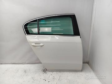 Porta portiera posteriore destra vw passat b7 2010