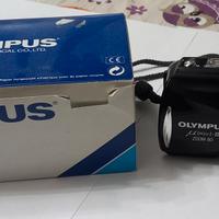 Macchina fotografica Olimpus zoom 80