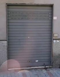Locale commerciale sito in Casalnuovo di Napoli