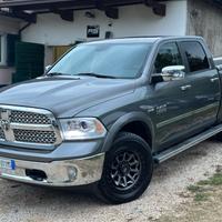 Dodge RAM LARAMIE AMATORE 4x4 KMCERT UNICOPR
