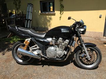 Yamaha XJR 1300 - 2001 #1